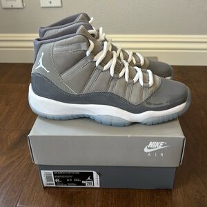 Jordan 11 Retro 'Cool Grey' 2021 (GS) Size 6 378038-005 Women’s 8